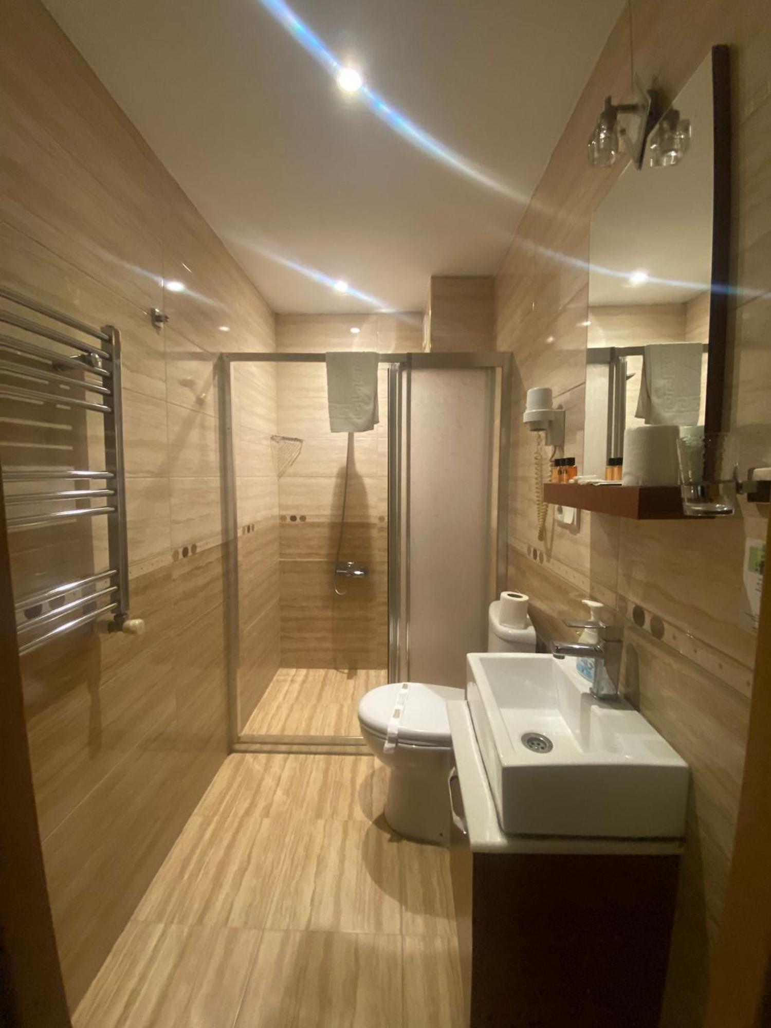 Hotel Real Life Istambul Exterior foto